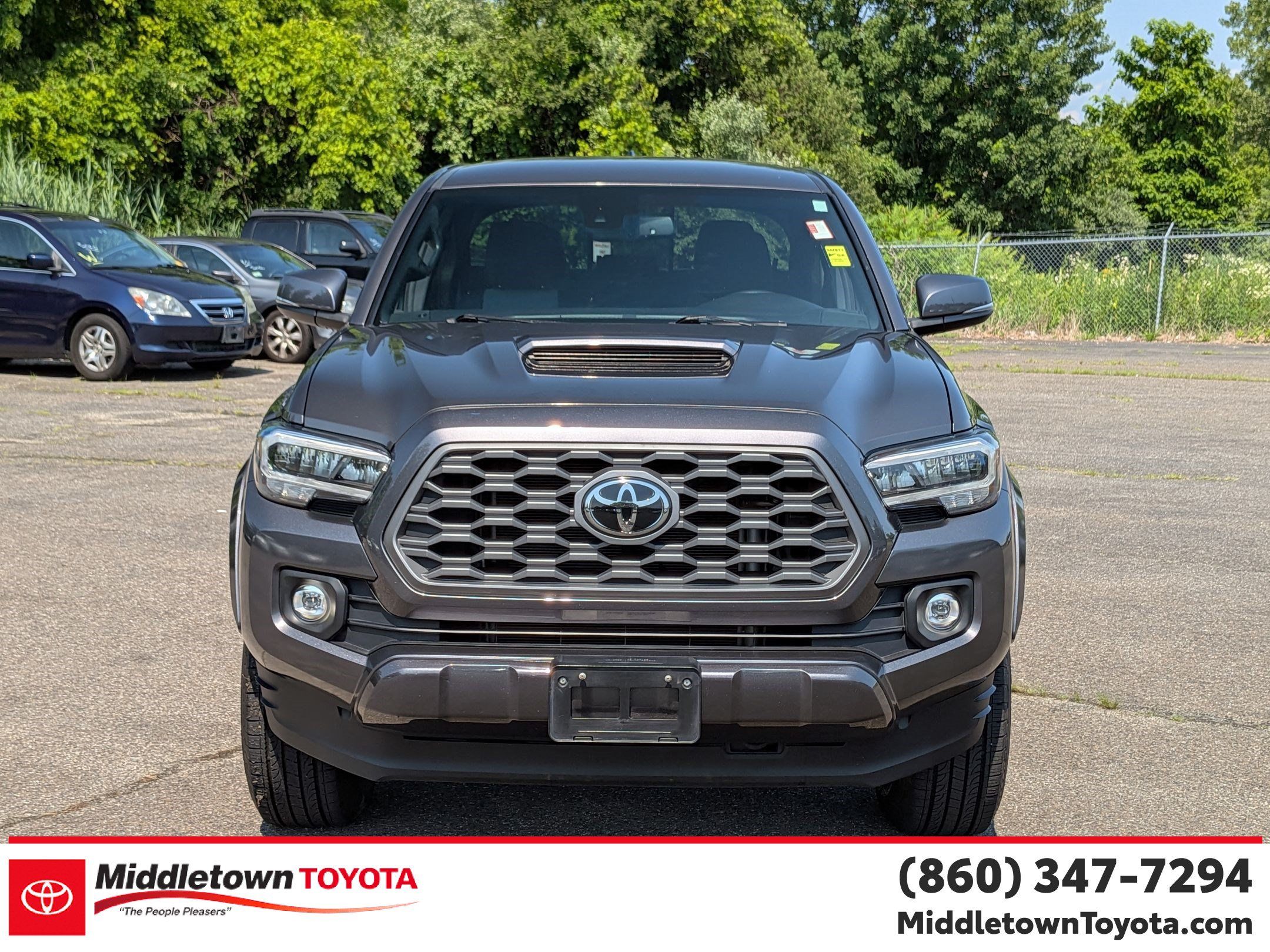 Used 2021 Toyota Tacoma TRD Sport w/ Technology Package AWD/4WD image 8