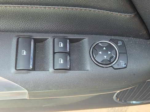 Used 2015 Ford Mustang Premium RWD image 21