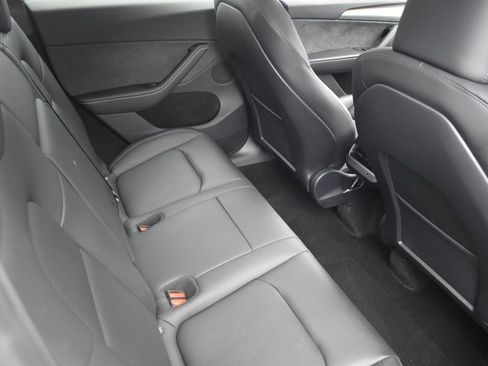 Used 2024 Tesla Model Y Performance AWD/4WD image 23