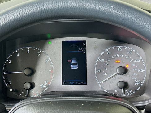 Used 2025 Toyota Corolla LE FWD image 19
