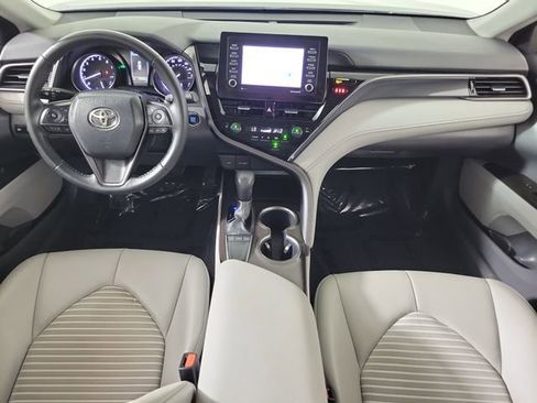 Used 2023 Toyota Camry SE w/ Convenience Package FWD image 16