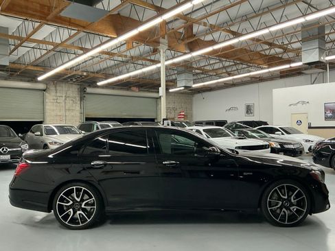 Used 2017 Mercedes-Benz E 43 AMG 4MATIC Sedan image 4