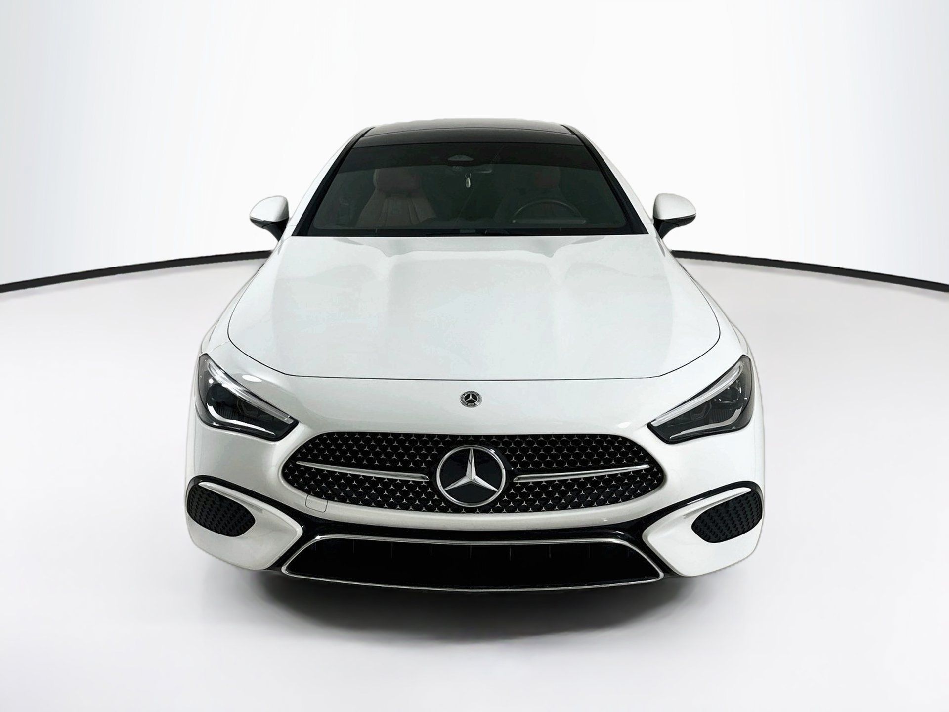 Used 2024 Mercedes-Benz CLE 300 4MATIC Coupe image 2