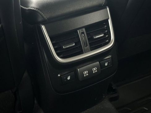 Used 2020 Subaru Outback Limited w/ Popular Package #2 image 11