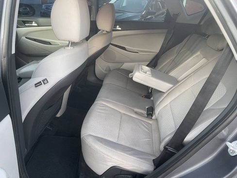 Used 2019 Hyundai Tucson Value FWD image 22