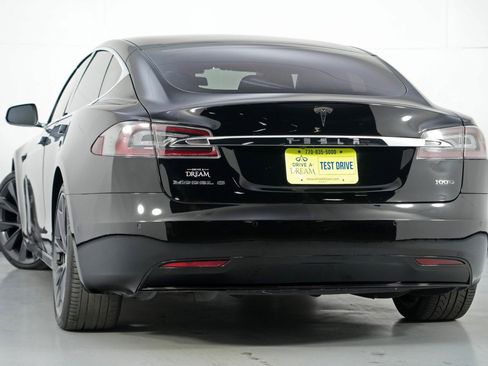 Used 2019 Tesla Model S 100D image 6