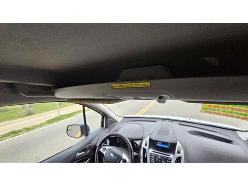 Used 2016 Ford Transit Connect XLT image 23