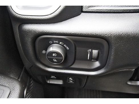 Used 2022 RAM 1500 Lone Star RWD image 19