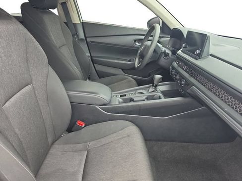 Used 2023 Honda Accord LX image 17