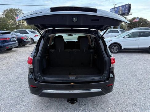 Used 2014 Nissan Pathfinder S image 9