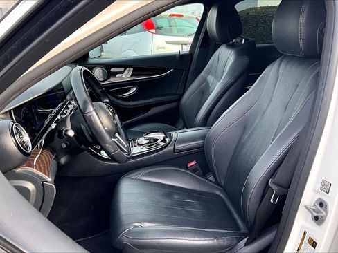 Used 2020 Mercedes-Benz E 350 Sedan w/ Premium Package image 7