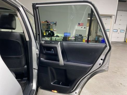 Used 2021 Toyota 4Runner SR5 Premium w/ Moonroof Package AWD/4WD image 25