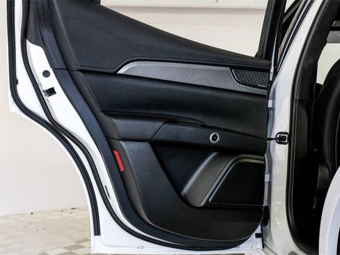 Used 2023 Maserati Grecale GT image 47