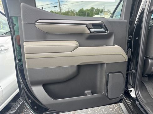 New 2026 Chevrolet Silverado 1500 ZR2 AWD/4WD image 16