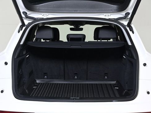 Certified 2023 Audi Q5 2.0T Premium Plus w/ Premium Plus Package image 22