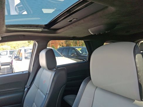 Used 2022 Dodge Durango R/T image 25