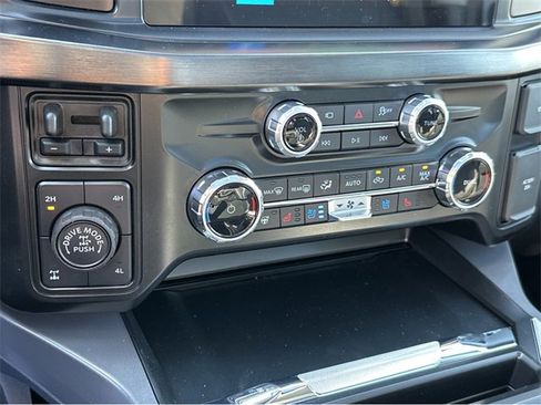 New 2025 Ford F250 Lariat w/ Lariat Ultimate Package image 29
