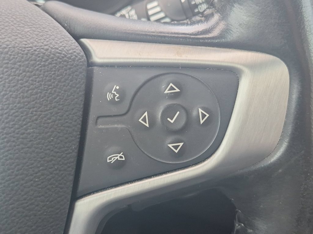 Used 2020 GMC Terrain SLE w/ Elevation Edition FWD image 24