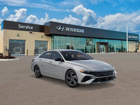 New 2026 Hyundai Elantra Sport FWD image 2
