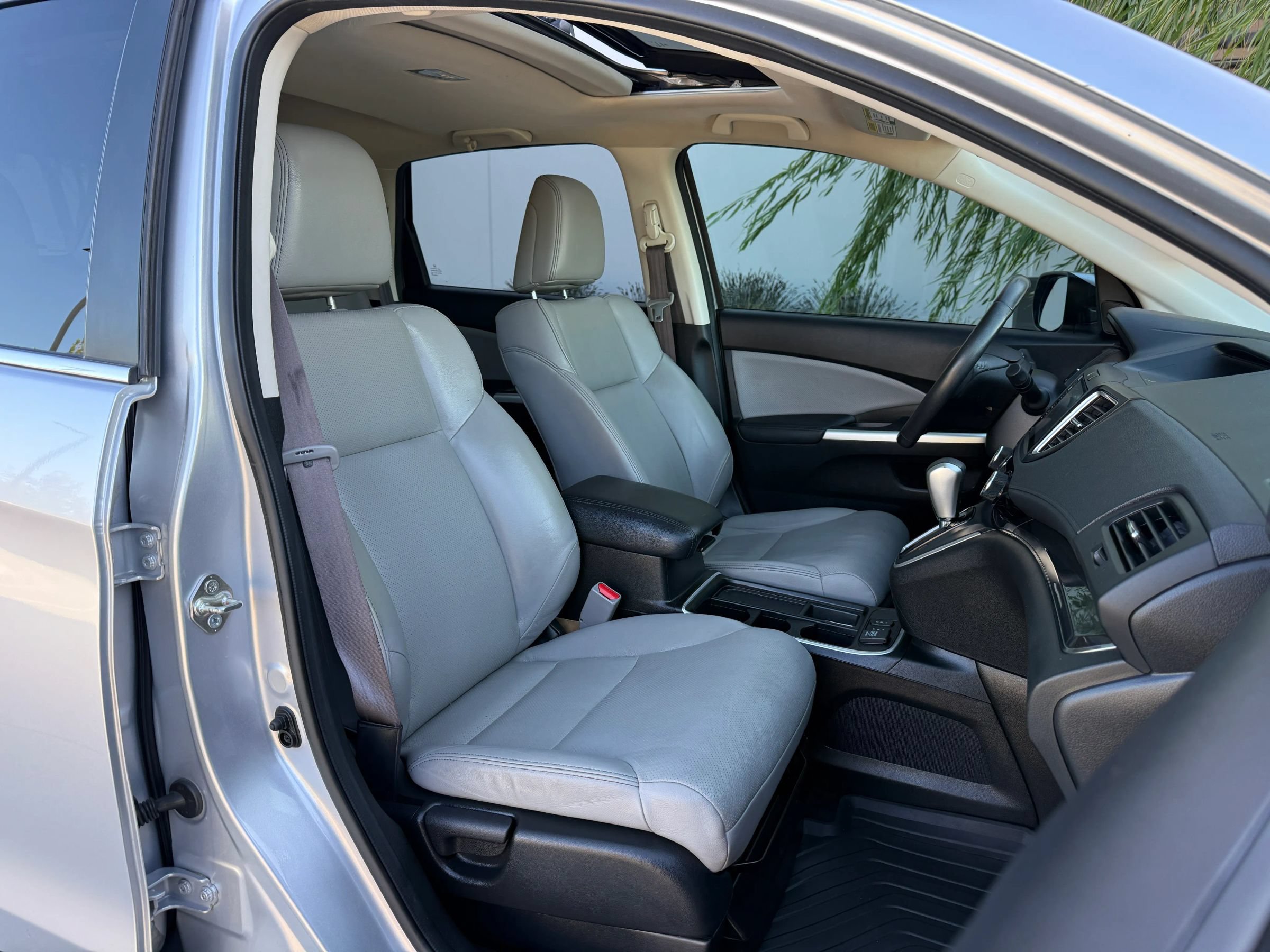 Used 2015 Honda CR-V EX-L image 32