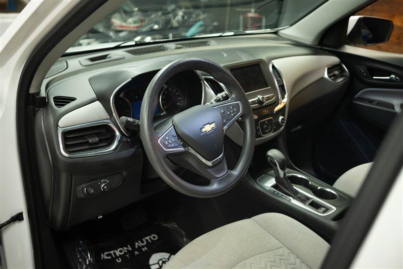 Used 2022 Chevrolet Equinox LT FWD image 9