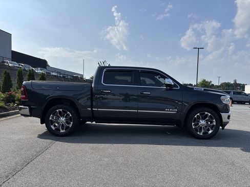 Used 2019 RAM 1500 Limited AWD/4WD image 11