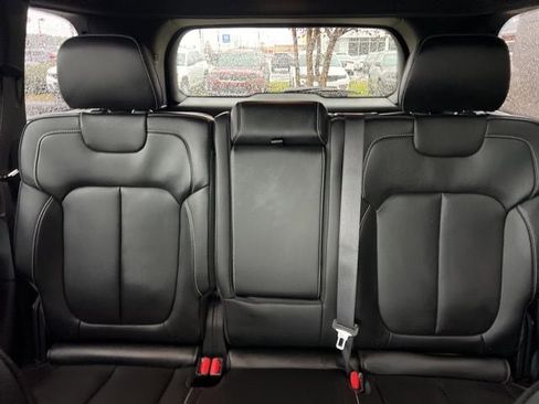 New 2025 Jeep Grand Cherokee Limited image 17