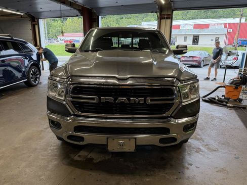 Used 2019 RAM 1500 Big Horn AWD/4WD image 2