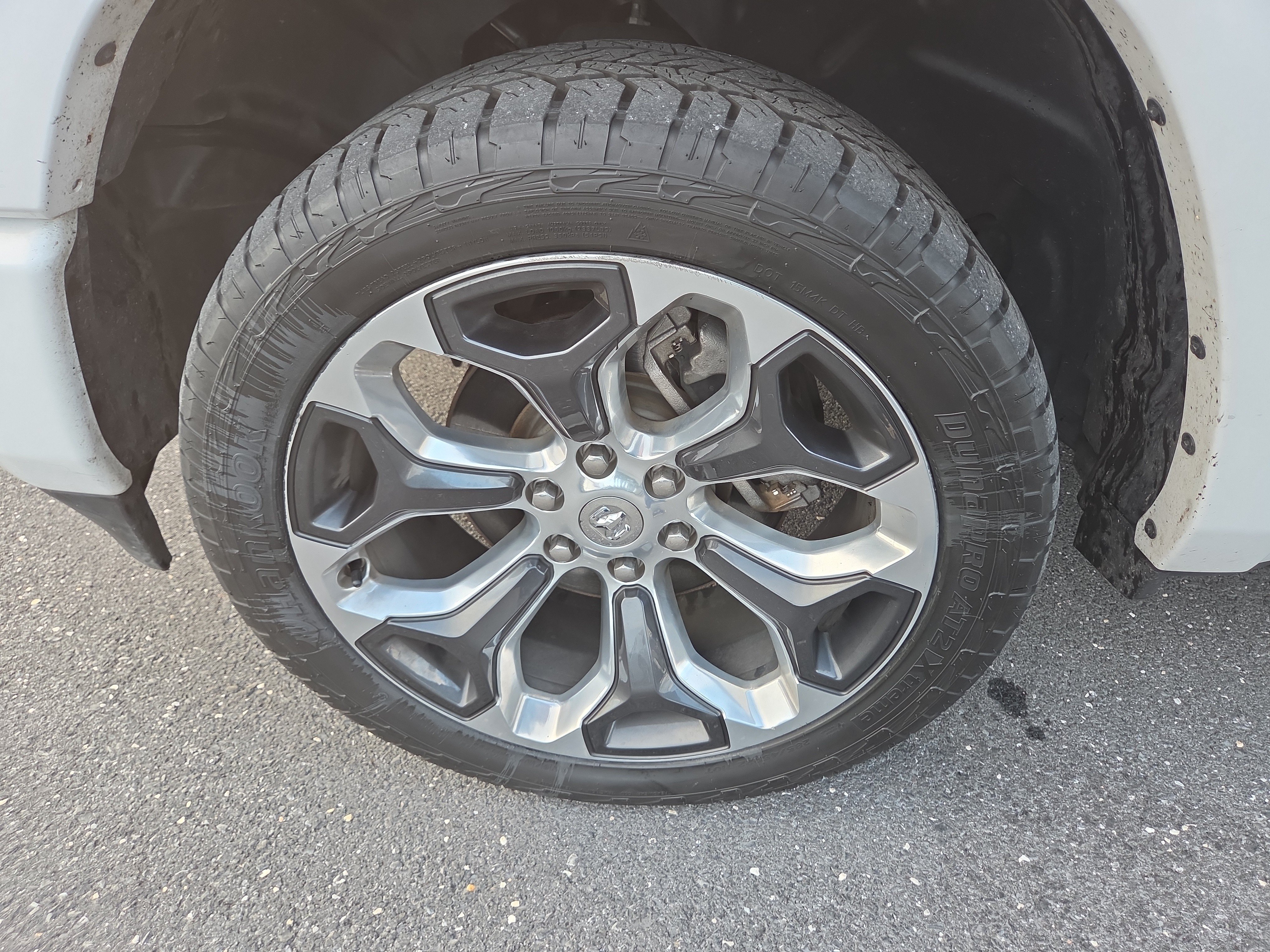 Used 2019 RAM 1500 Limited AWD/4WD image 28