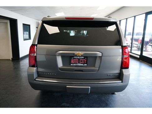 Used 2019 Chevrolet Suburban Premier w/ Premier Plus Edition AWD/4WD image 6