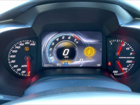 Used 2016 Chevrolet Corvette Z51 1LT image 21