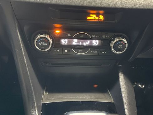 Used 2016 MAZDA MAZDA3 i Touring w/ Popular Equipment Package image 34