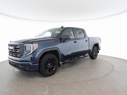 Used 2023 GMC Sierra 1500 Pro w/ Graphite Edition