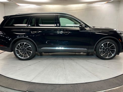Used 2023 Lincoln Aviator Reserve w/ Equipment Group 201A AWD/4WD image 7