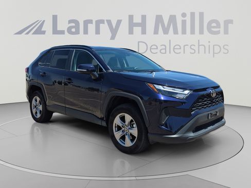 Certified 2025 Toyota RAV4 XLE AWD/4WD image 7
