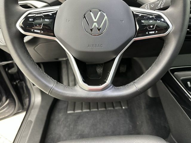 Used 2023 Volkswagen ID.4 Pro S Plus AWD/4WD image 16