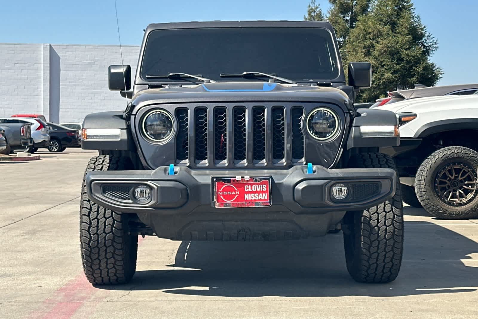 Used 2023 Jeep Wrangler Unlimited Rubicon 4xe AWD/4WD image 11