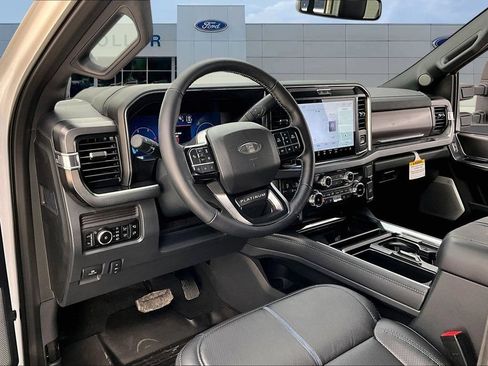 New 2026 Ford F250 Platinum w/ Tremor Off-Road Package AWD/4WD image 7