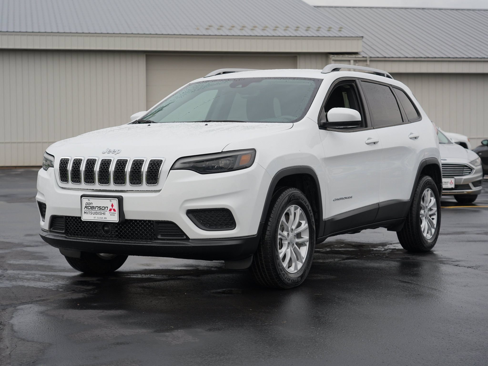 Used 2021 Jeep Cherokee Latitude AWD/4WD image 8