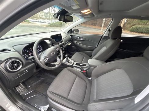 Used 2023 Hyundai Kona SEL w/ Convenience Package image 16