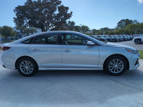 Used 2019 Hyundai Sonata SE image 11