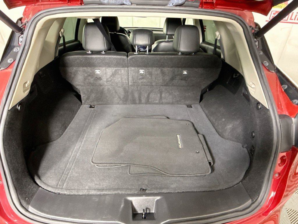 Used 2023 Nissan Murano SL w/ SL Moonroof Package FWD image 32