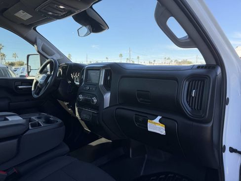 Used 2024 GMC Sierra 2500 Pro image 29