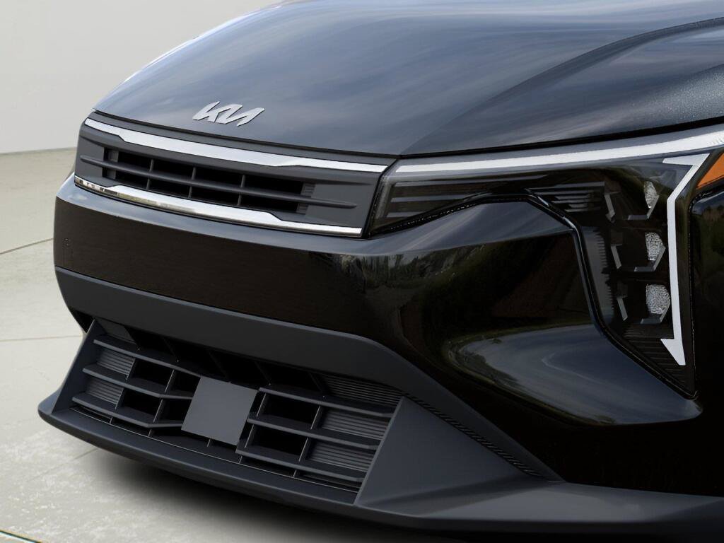 New 2026 Kia K4 FWD image 26