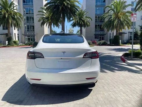 Used 2023 Tesla Model 3 Standard Range image 6