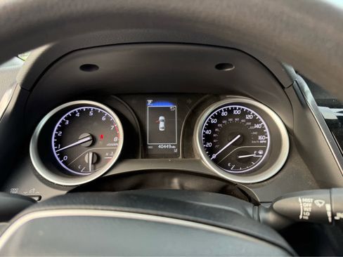 Used 2023 Toyota Camry LE image 7