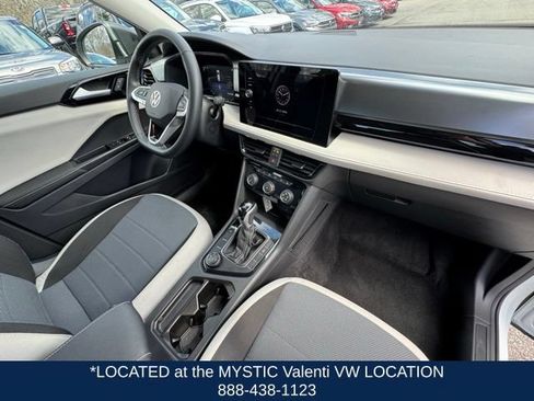 Certified 2025 Volkswagen Taos S AWD/4WD image 34