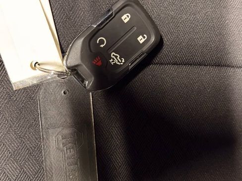 Used 2022 Chevrolet Silverado 1500 RST image 30