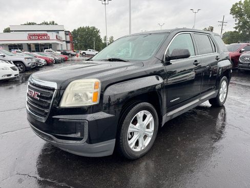 Used 2017 GMC Terrain SLE FWD image 1