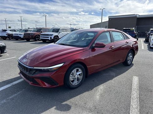 New 2026 Hyundai Elantra SE image 13